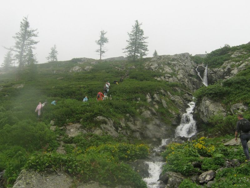 В походе